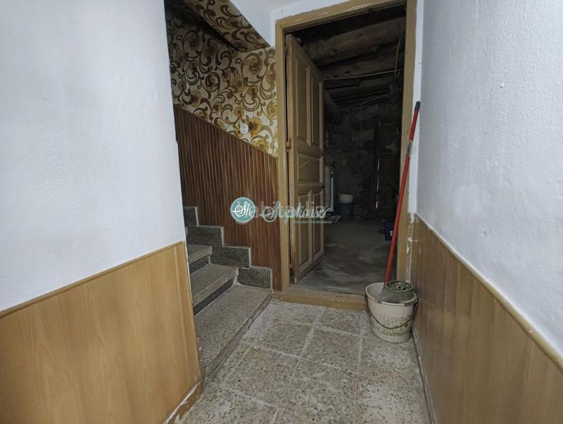 Foto c134770e-8149-4412-9812-4fe0ea5ff494. Casa amb aparcament a Basardilla