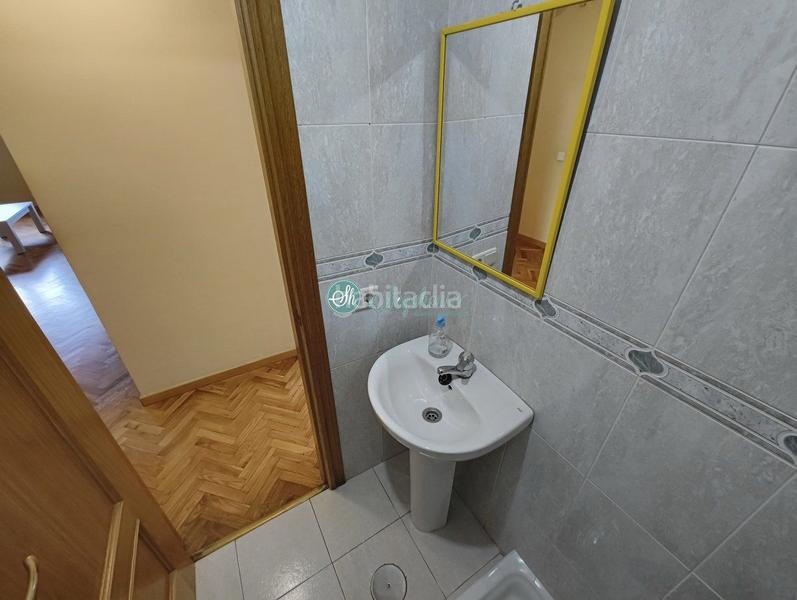 Foto 5b4ff16b-b6f1-4ee0-8fa5-748c9c6fe556. Piso  en venta en san lorenzo, 2 dormitorios. en Segovia