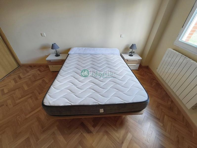 Foto 7b85d383-43f3-44ff-950f-dd15169808e6. Piso  en venta en san lorenzo, 2 dormitorios. en Segovia