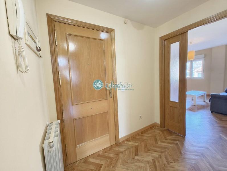 Foto 84b2deb0-0c7c-41d9-8346-78b4018093df. Piso  en venta en san lorenzo, 2 dormitorios. en Segovia