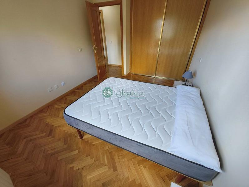 Foto b407ad11-84dc-4636-a8f9-ceaadf6834e4. Piso  en venta en san lorenzo, 2 dormitorios. en Segovia