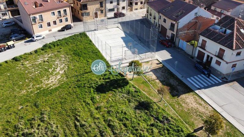 Foto 52e95374-7617-4dd0-b6bc-62e4e8f27da7. Terrain résidentiel dans Área Rural Segovia