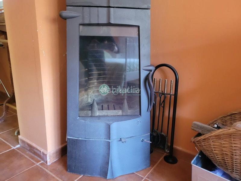 Foto 0754447c-ab5b-4cee-b2c5-9b2c9c8236ce. Maison avec chauffage dans Otero de Herreros