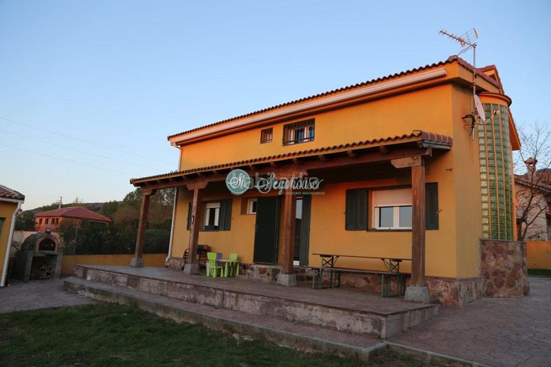 Foto 958c4a8d-ddc3-4896-be01-fa2b037dfcbe. Maison avec chauffage dans Otero de Herreros