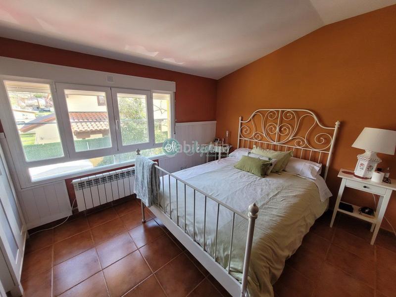 Foto f3d6257e-d6e0-4087-b3d4-b4e3f6051b18. Maison avec chauffage dans Otero de Herreros