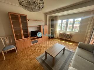 Lloguer Pis a El Cerro - Ctra. De San Rafael. Piso en alquiler en crt. de villacastín, 4 dormitorios.