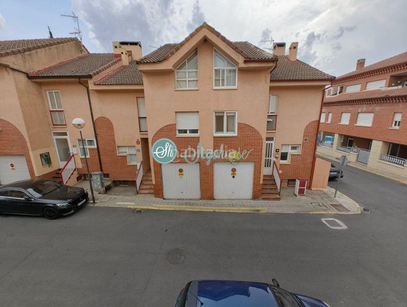 Foto 06f60a49-2b43-45b9-b7b6-7c6f49118567. Chalet with heating parking in Lastrilla (La)