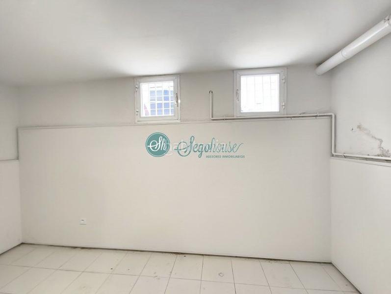 Foto 2d31e847-4ae5-4c45-8080-47d6368044ad. Chalet with heating parking in Lastrilla (La)