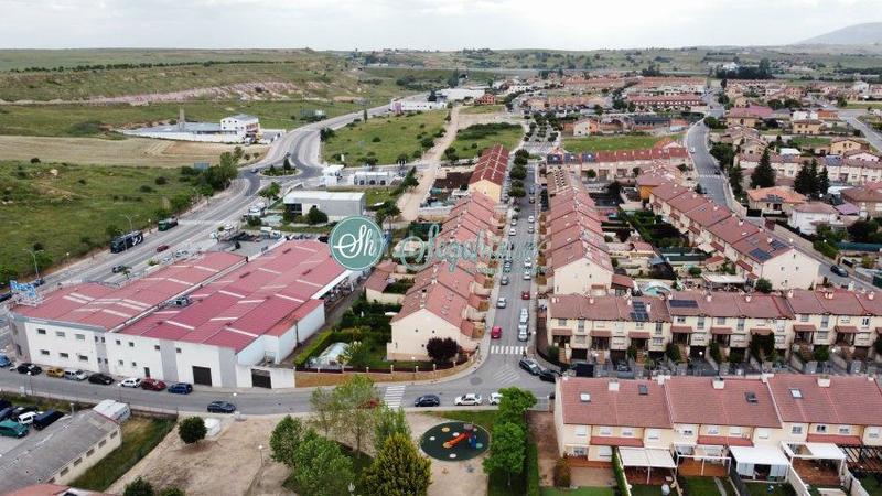 Foto 72f5dac8-813e-4117-b5de-bc9821b3fbbb. Chalet with heating parking in Lastrilla (La)