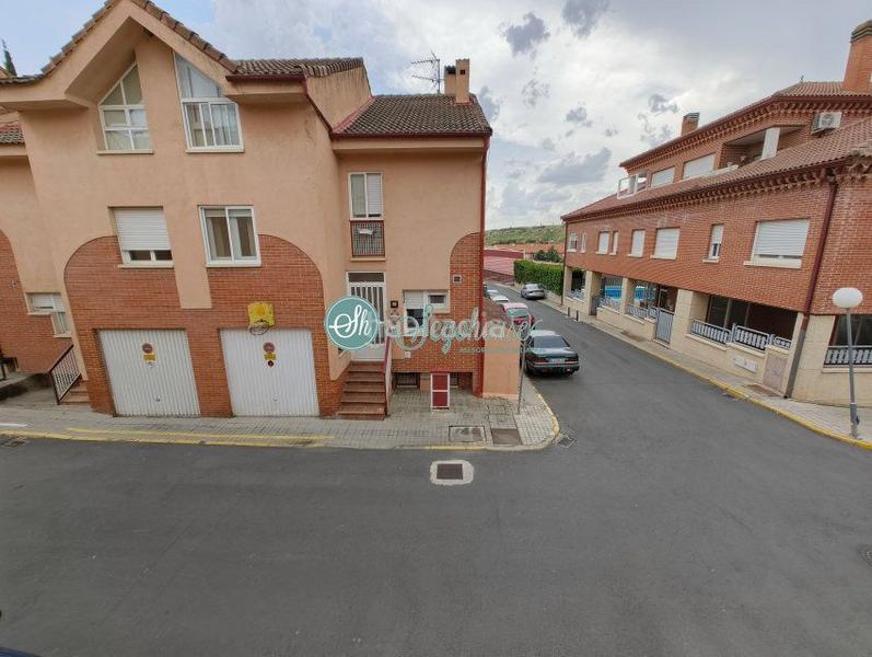 Foto 827dc9d1-ec33-4ea0-84b6-f19476784db6. Chalet with heating parking in Lastrilla (La)