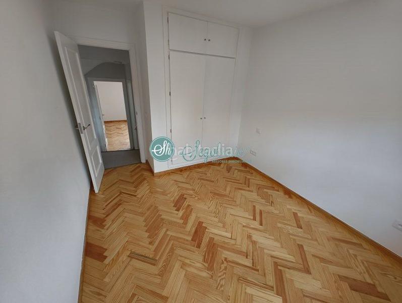 Foto 881e8f4a-568f-4e82-8b99-7a4e37ed06c4. Chalet with heating parking in Lastrilla (La)