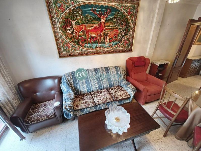 Foto 56a57c23-bbf6-484e-ade5-89870a1076b5. Etagenwohnung mit heizung in Via Romana Segovia