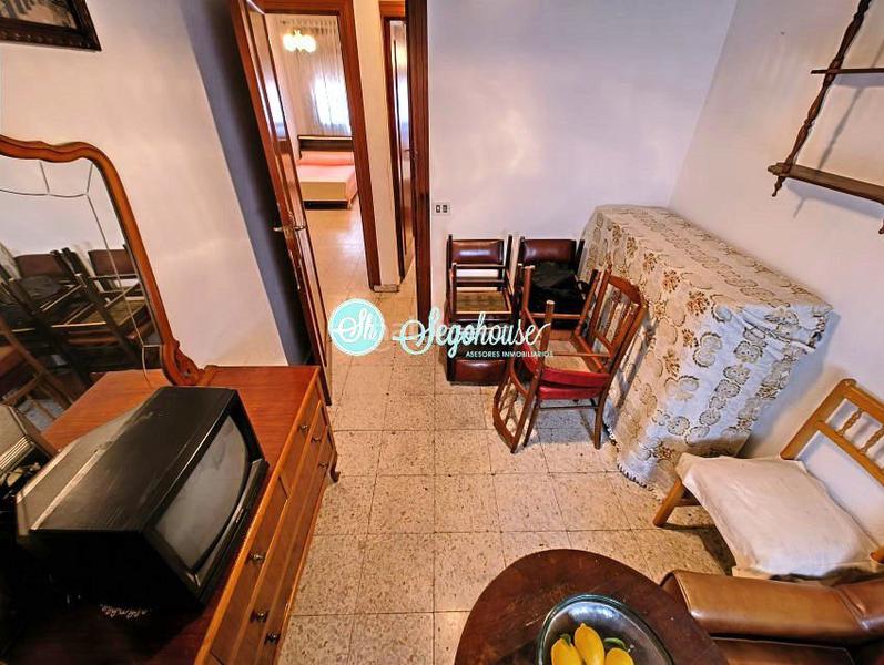 Foto 93cf5900-b67c-476b-bd4a-3d60016ca7fb. Etagenwohnung mit heizung in Via Romana Segovia