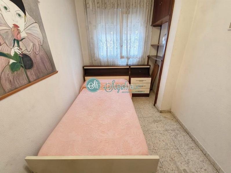 Foto e3caa550-df9b-4e08-8f61-48c7c0313d28. Etagenwohnung mit heizung in Via Romana Segovia
