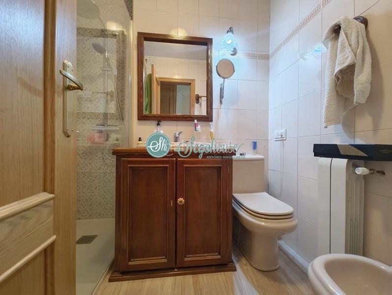 Foto 53e190c6-2472-4b35-ae01-4a9ecc197334. Xalet amb calefacció aparcament a Sector Plaza de Toros Segovia