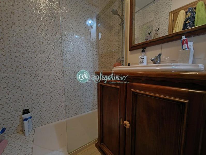 Foto 5ef98e3d-6a4d-4666-b89e-38f2386c4414. Xalet amb calefacció aparcament a Sector Plaza de Toros Segovia