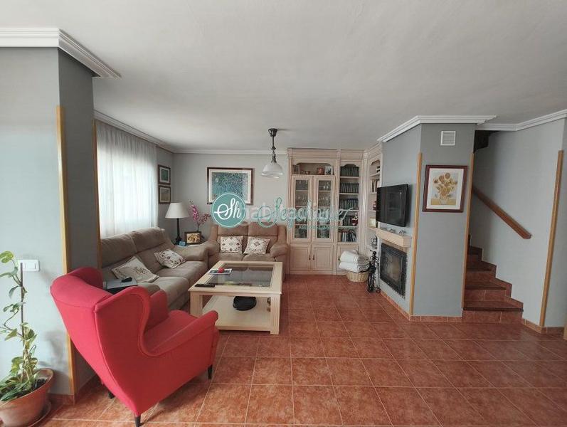 Foto 739202fe-d52b-4e9c-ae80-b3225613fca0. Xalet amb calefacció aparcament a Sector Plaza de Toros Segovia