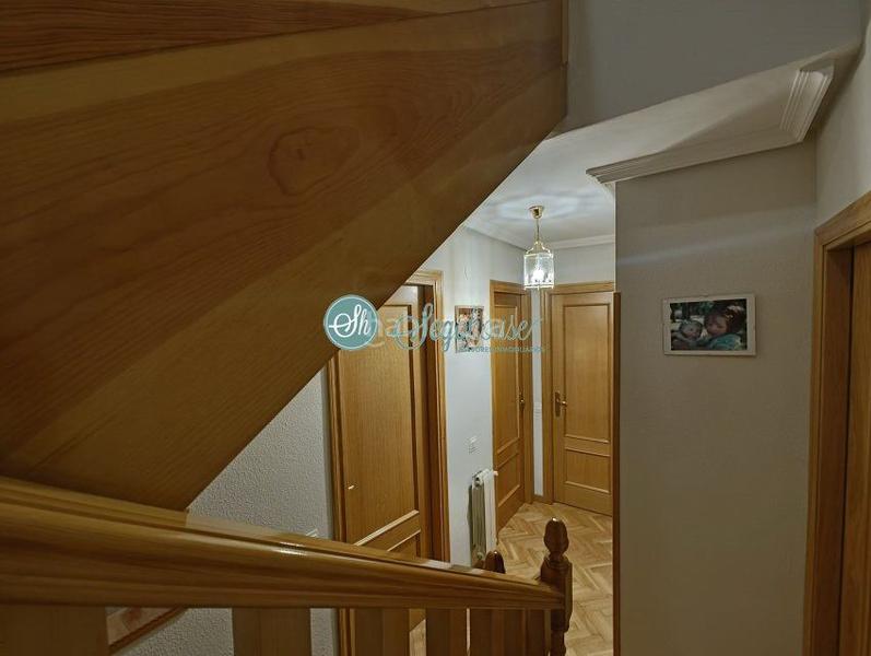 Foto c86718e5-bdee-45f4-9599-34742818e4ea. Xalet amb calefacció aparcament a Sector Plaza de Toros Segovia