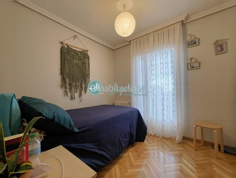 Foto ef7f69cb-fc54-472f-a1e5-cca0da67de12. Xalet amb calefacció aparcament a Sector Plaza de Toros Segovia