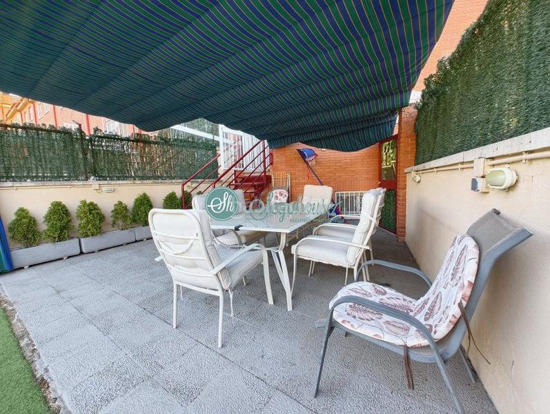 Foto 02a6d356-5c0f-4796-b39d-272a7ff7f3d1. Chalet  en venta en san lorenzo, 4 dormitorios. en Segovia