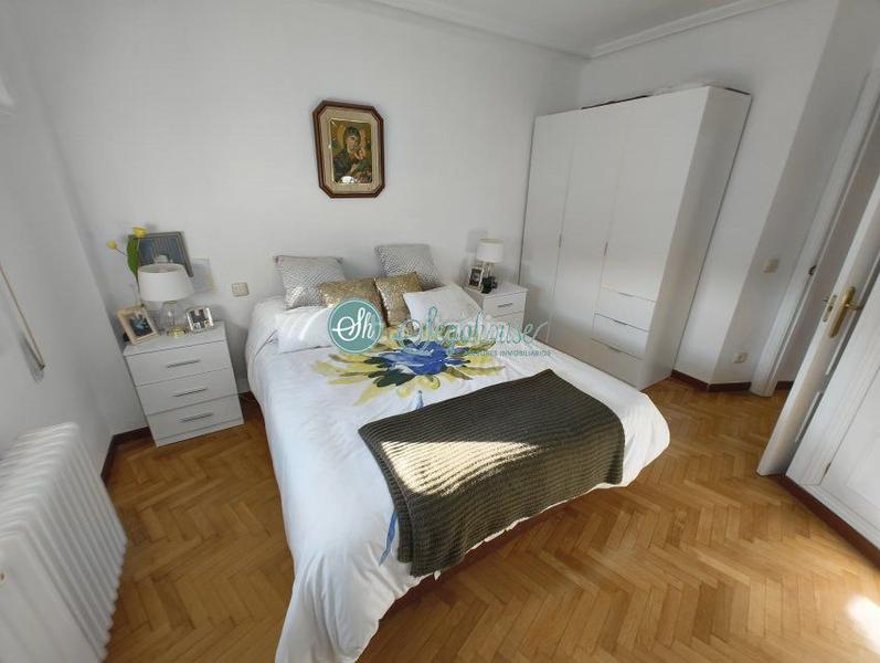 Foto 1cc8540d-9c16-42c0-a131-a570c5fd567a. Chalet  en venta en san lorenzo, 4 dormitorios. en Segovia