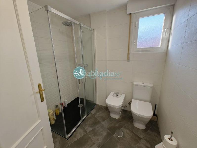 Foto 24f25f0f-1ecf-48ca-93c0-4e688b3c8d97. Chalet  en venta en san lorenzo, 4 dormitorios. en Segovia