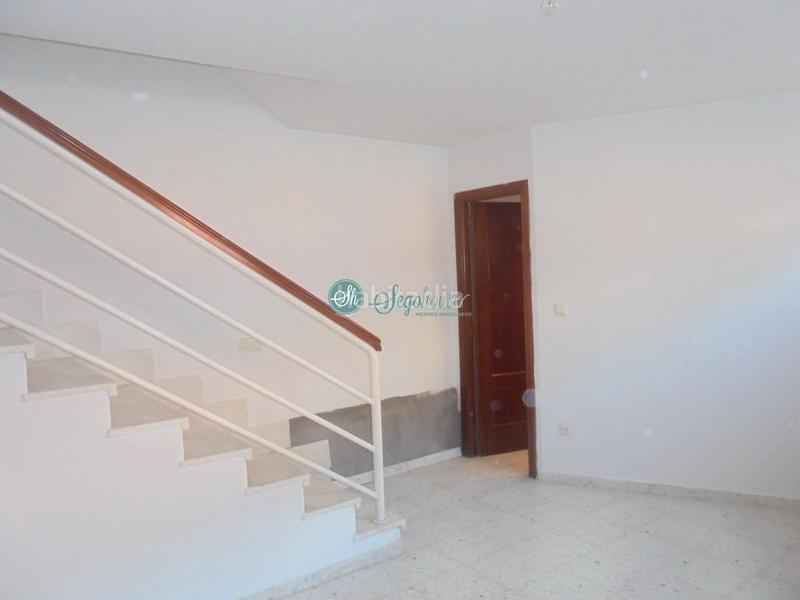 Foto 2702cefa-4631-49e8-a73e-f65d46bdf6b1. Chalet  en venta en san lorenzo, 4 dormitorios. en Segovia