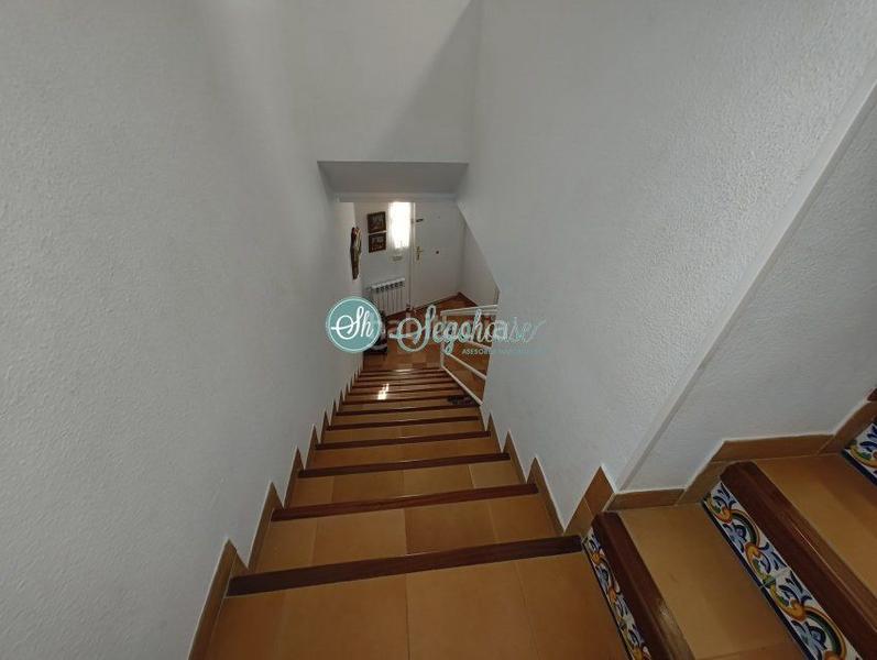 Foto 28e5ca50-c0db-4009-9b7f-2e7856d6917a. Chalet  en venta en san lorenzo, 4 dormitorios. en Segovia