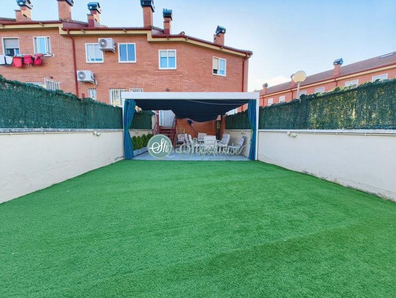 Foto 4568c944-0802-4904-b7ba-4828bb55222e. Chalet  en venta en san lorenzo, 4 dormitorios. en Segovia
