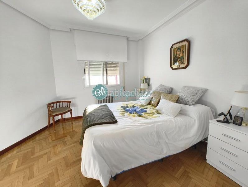 Foto 615e8fa1-8f97-41b5-9c9d-c9a7fde11891. Chalet  en venta en san lorenzo, 4 dormitorios. en Segovia