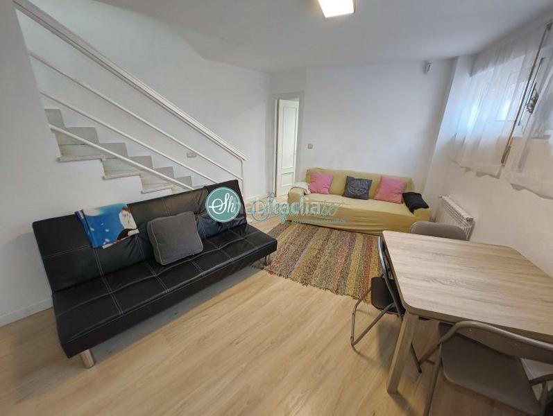 Foto 7dc1074c-173a-46b5-9727-f0a148765498. Chalet  en venta en san lorenzo, 4 dormitorios. en Segovia