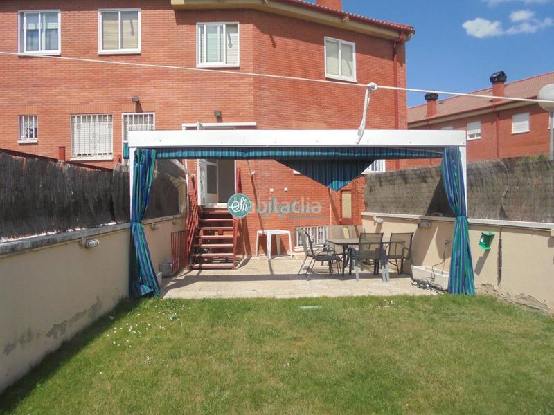 Foto 7f9b2e48-b933-4eb0-9b63-19a8ab8e65a7. Chalet  en venta en san lorenzo, 4 dormitorios. en Segovia