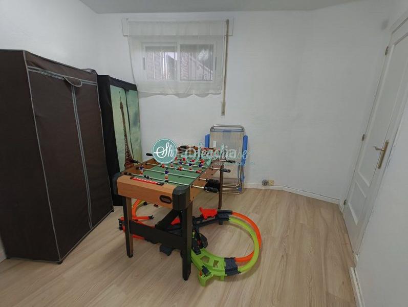 Foto 86a93f6e-669c-49dc-919e-7623f6d69d03. Chalet  en venta en san lorenzo, 4 dormitorios. en Segovia