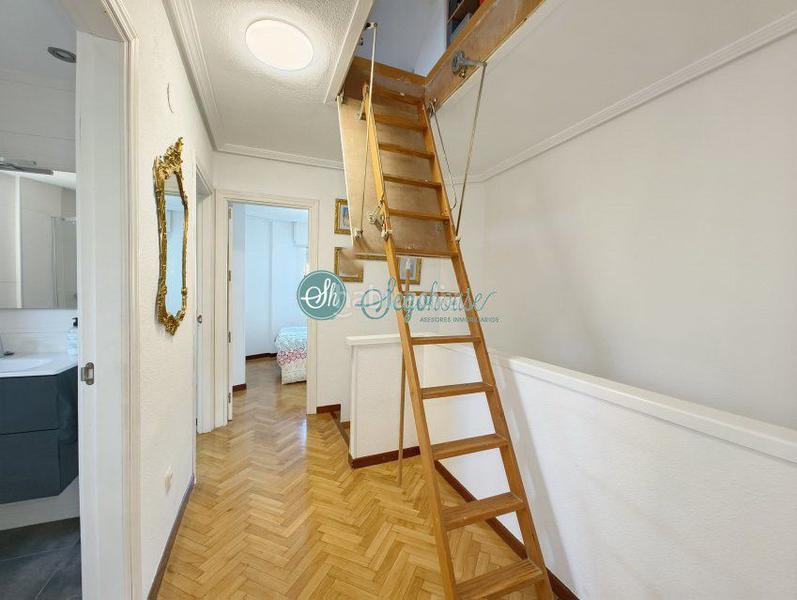 Foto 89a223ca-33f8-4f01-a330-444d8b5135e7. Chalet  en venta en san lorenzo, 4 dormitorios. en Segovia