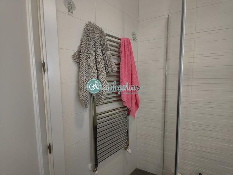 Foto 92df876e-d453-4024-8ca8-48e1c462fc7f. Chalet  en venta en san lorenzo, 4 dormitorios. en Segovia