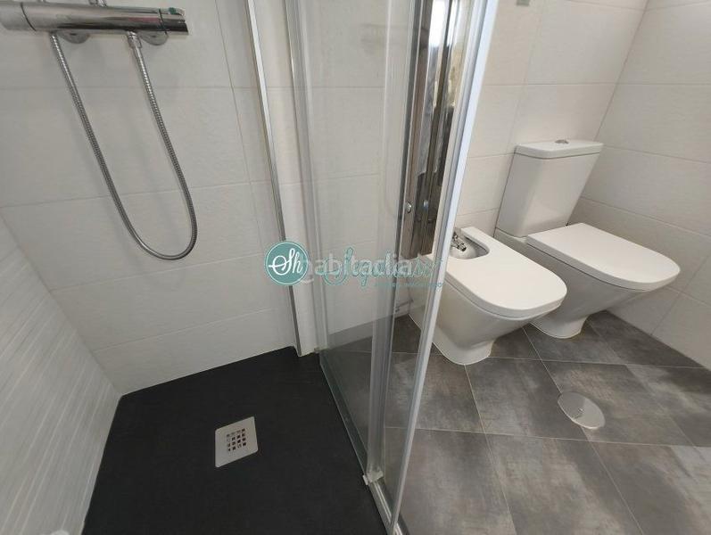 Foto 932c4ece-d9ac-475e-bc36-bb29db727ac0. Chalet  en venta en san lorenzo, 4 dormitorios. en Segovia