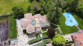 Chalet à Área Rural. Chalet en venta en madrona, 5 dormitorios.