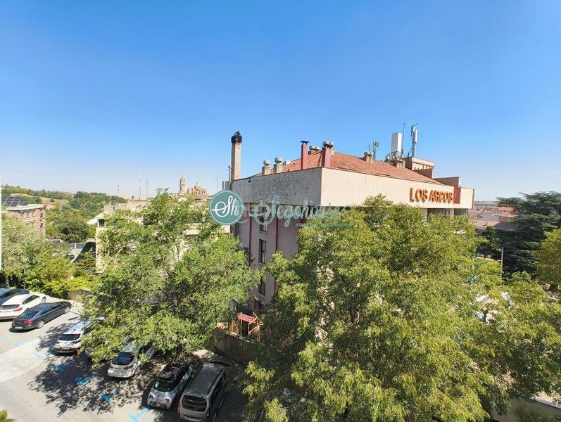 Foto 3e1d8a1a-8ec6-443c-b008-ea53a890eaa9. Appartamento con riscaldamento parcheggio in Ezequiel González - Conde de Sepúlveda Segovia