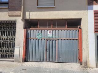 Aparcament cotxe a José Zorrilla - Padre Claret. Garaje en venta en conde sepúlveda.