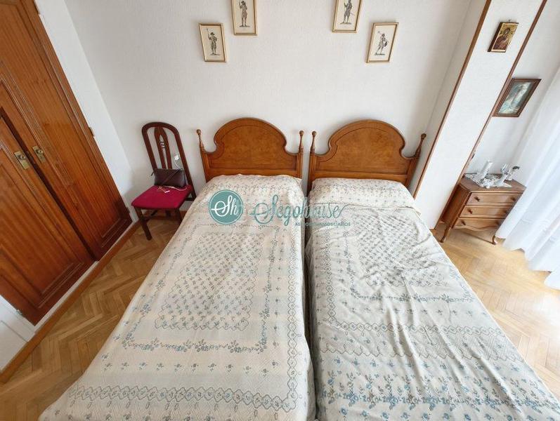 Foto a2840072-fda1-4303-81c6-692d5f8aa2a6. Piso  en venta en nueva , 4 dormitorios. en Sector Plaza de Toros Segovia