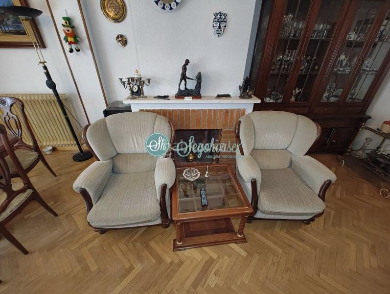 Foto f4b69cff-8356-43fa-ac17-0403de31cad7. Piso  en venta en nueva , 4 dormitorios. en Sector Plaza de Toros Segovia