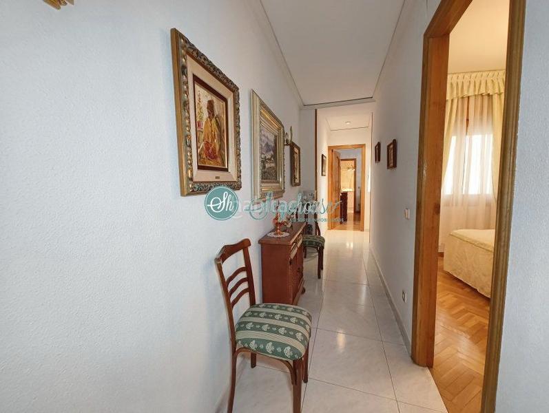 Foto 0d4e923a-91fc-4446-b380-0191a2212e75. Piso  en venta en casco antiguo, 3 dormitorios. en Segovia