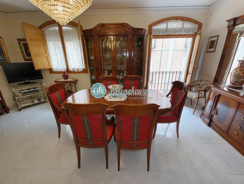 Foto 4253dede-11c6-497c-9c77-10030967b236. Piso  en venta en casco antiguo, 3 dormitorios. en Segovia