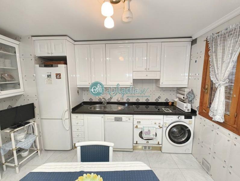 Foto 866072ff-fed0-4950-9bbe-c6e0727e2bc7. Piso  en venta en casco antiguo, 3 dormitorios. en Segovia
