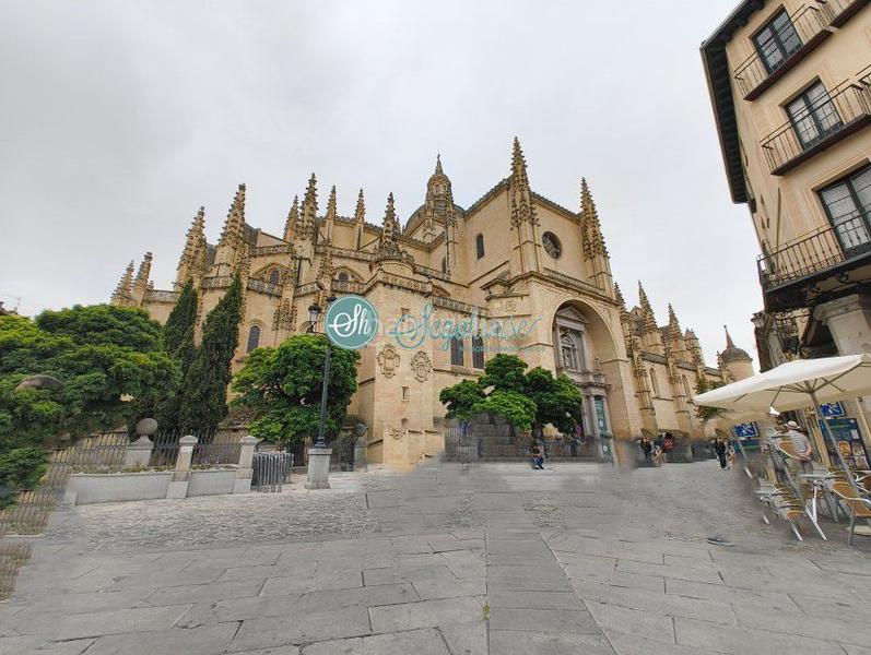 Foto 9a4d1554-1dbc-4278-b008-773c6db1b92d. Piso  en venta en casco antiguo, 3 dormitorios. en Segovia