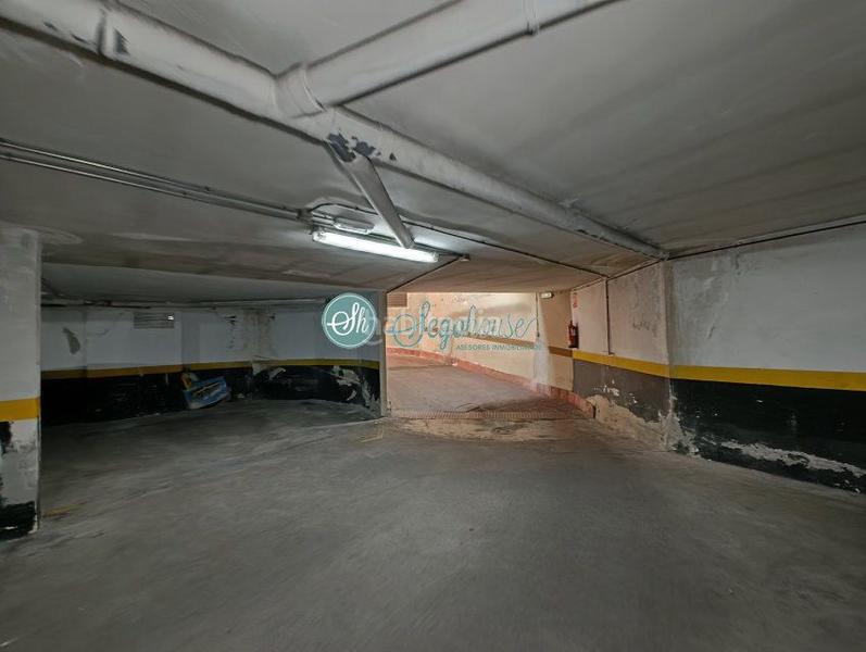 Foto c75799dc-c12b-4599-a0e5-46925904144c. Piso  en venta en casco antiguo, 3 dormitorios. en Segovia