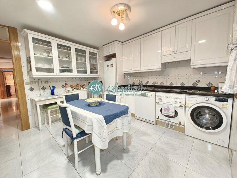 Foto cb2e2c43-837a-4dd1-a0bd-222d112a2773. Piso  en venta en casco antiguo, 3 dormitorios. en Segovia