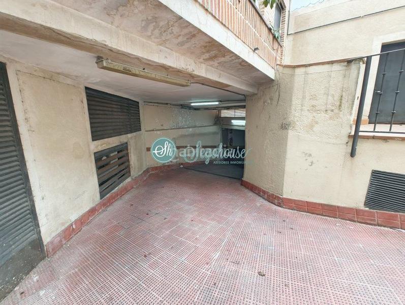 Foto f60a006c-26d1-4bb6-bedf-c4faf9997a2e. Piso  en venta en casco antiguo, 3 dormitorios. en Segovia