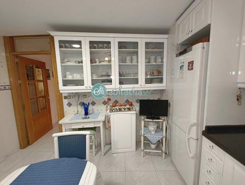 Foto fbb9cd1a-328f-4201-92b3-bcf3c878e682. Piso  en venta en casco antiguo, 3 dormitorios. en Segovia