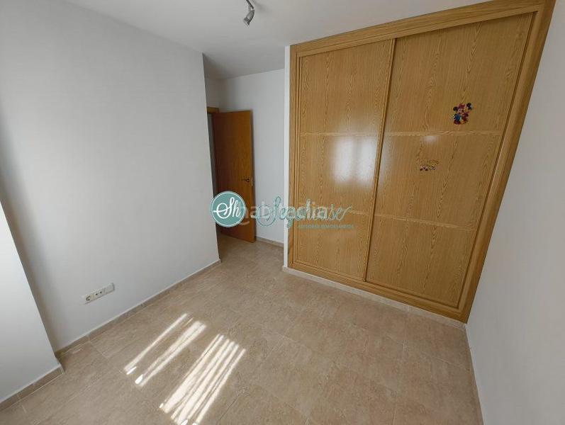 Foto 553cf9e7-435d-405f-8a9e-91ce46d76887. Etagenwohnung mit heizung parking in Bernuy de Porreros